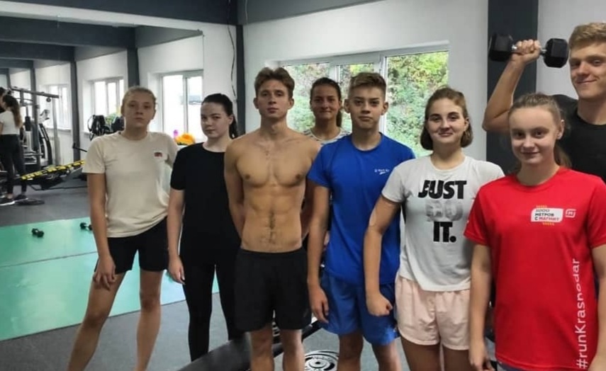 Тренировочное мероприятие по общей физической подготовке среди спортсменов, членов спортивной сборной команды Краснодарского края по плаванию